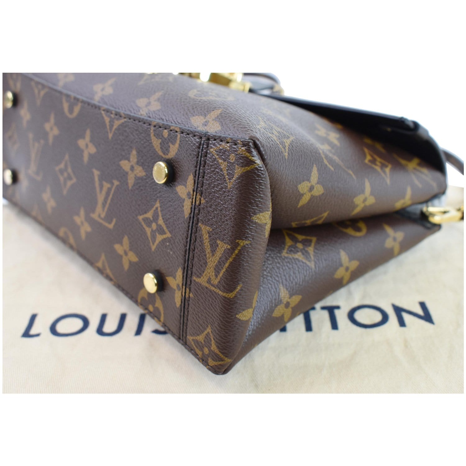 Louis Vuitton Flap Messenger Shoulder Bag Monogram Antarctica   ＬＯＶＥＬＯＴＳＬＵＸＵＲＹ